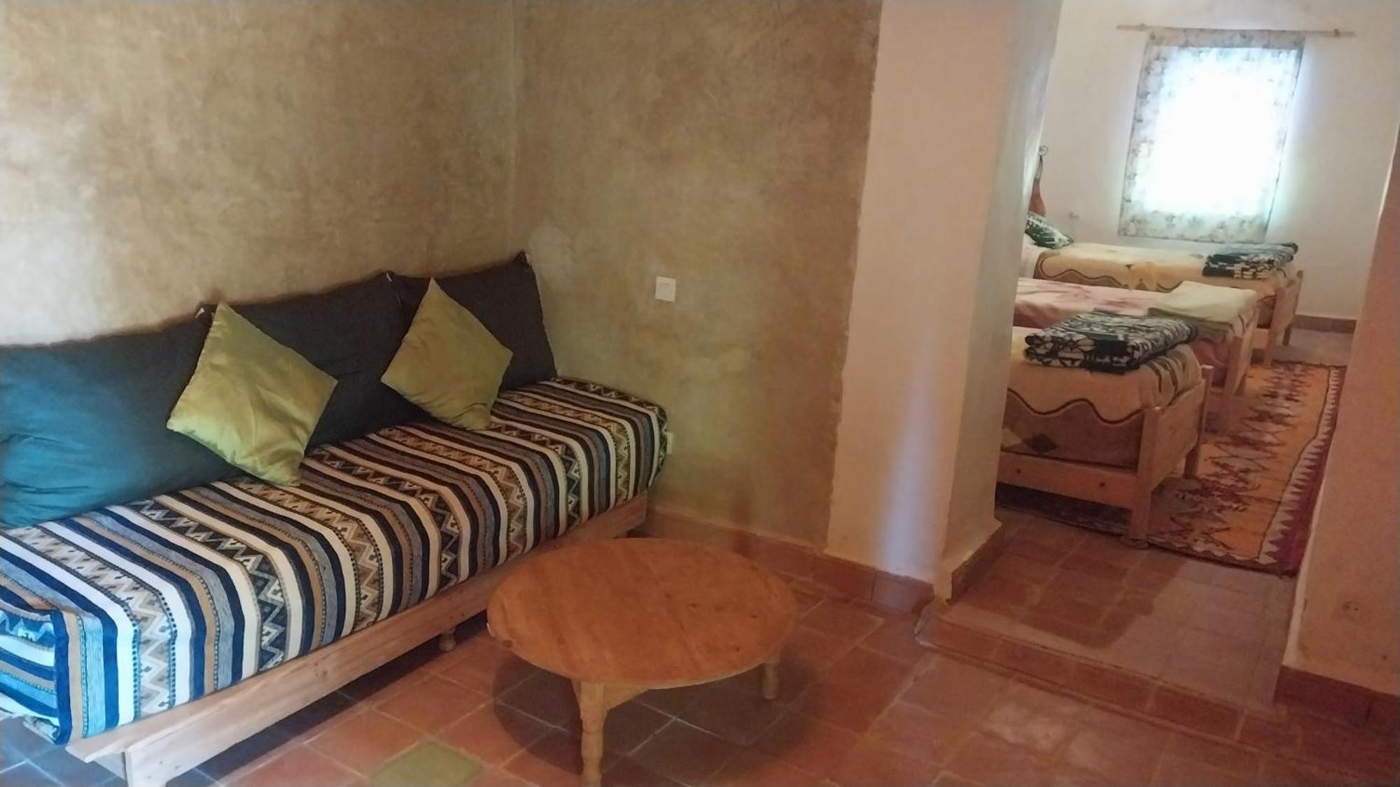 Auberge Bassou Nkob 객실 사진